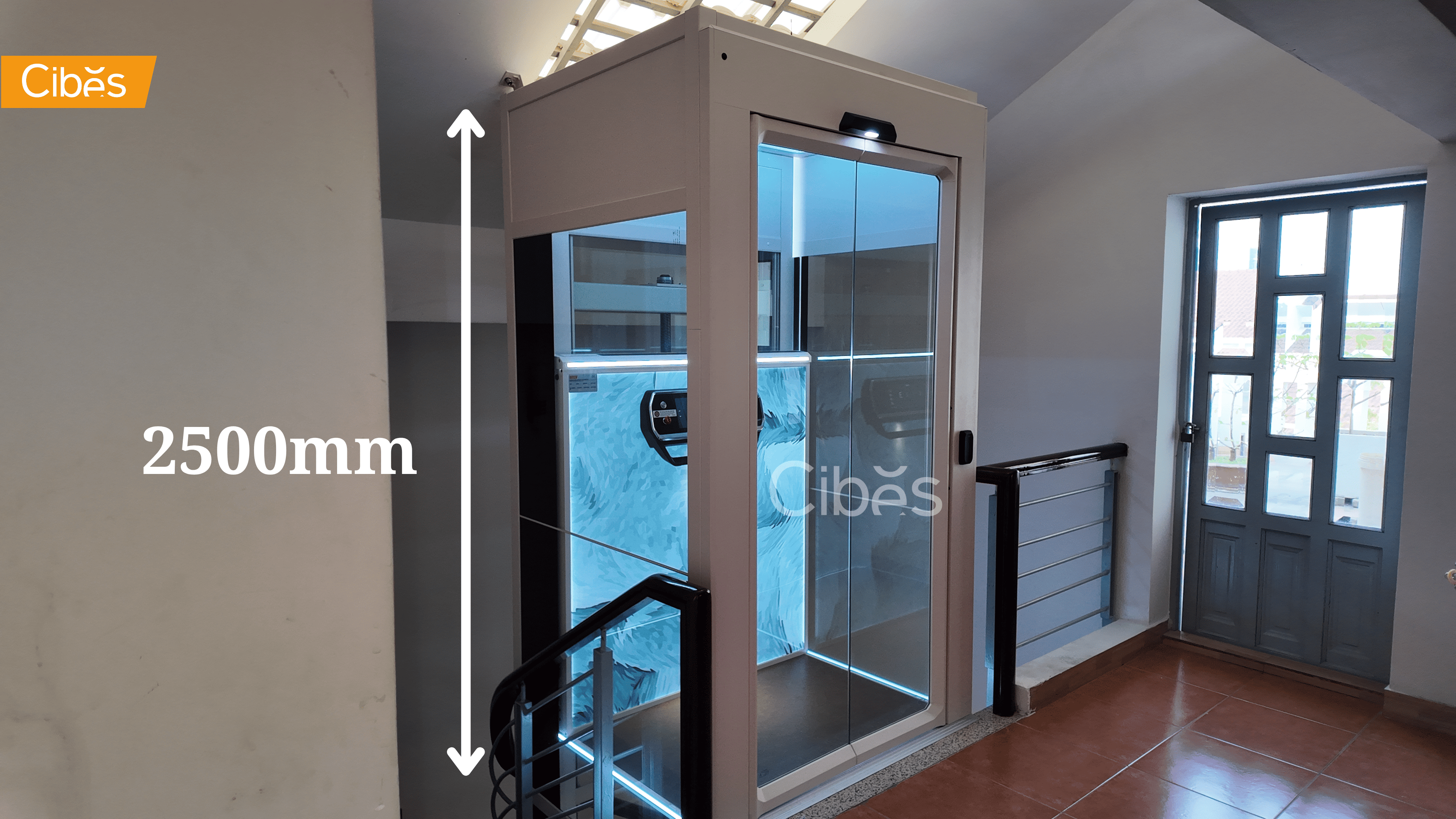 Chiều cao tầng trên cùng thấp chỉ khoảng 2500 mm